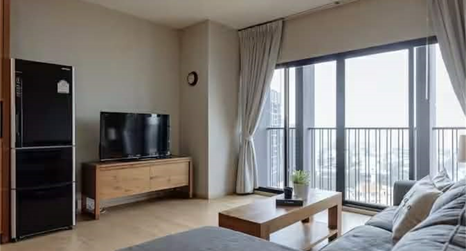 À vendre 2 chambres condo à Khlong Toei, Bangkok
