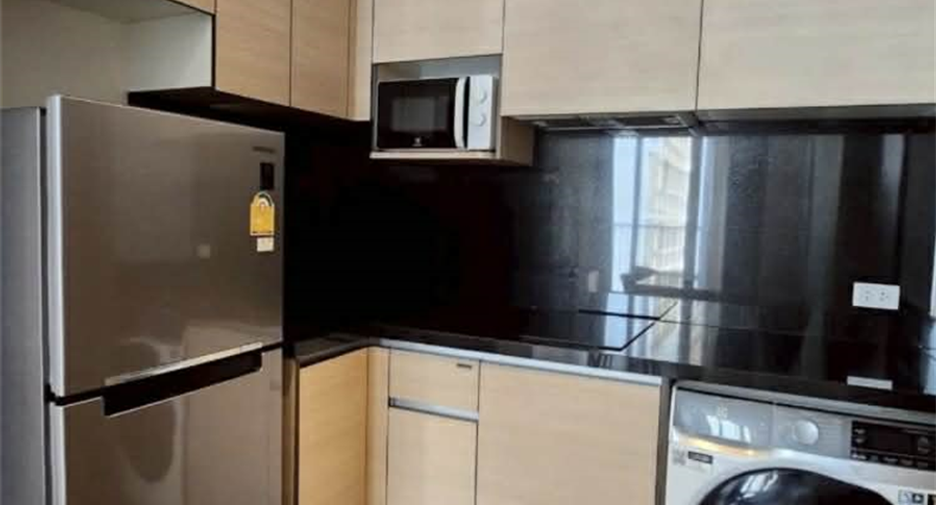For sale 1 bed condo in Khlong Toei, Bangkok