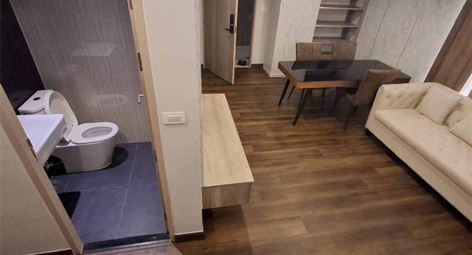 Condo en venta de 3 habitaciones en Phra Khanong, Bangkok