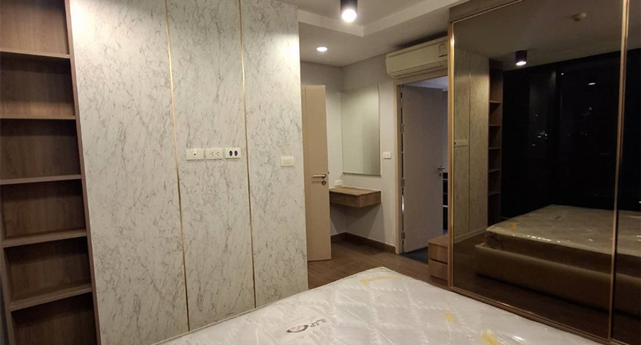 Condo en venta de 3 habitaciones en Phra Khanong, Bangkok