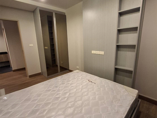 Condo en venta de 3 habitaciones en Phra Khanong, Bangkok
