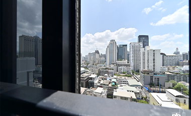 Wohnung zum Kauf mit 1 Zimmer in Khlong Toei, Bangkok