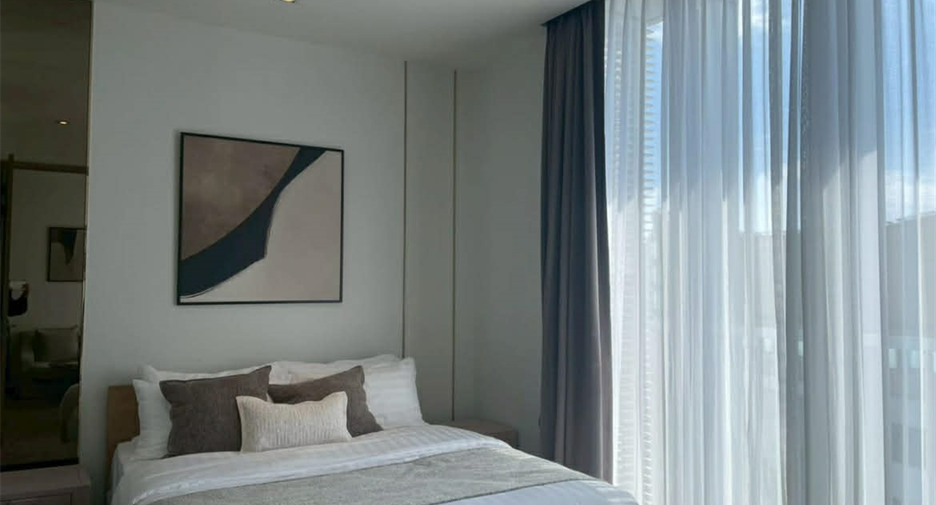 For sale 2 bedrooms condo in Khlong Toei, Bangkok