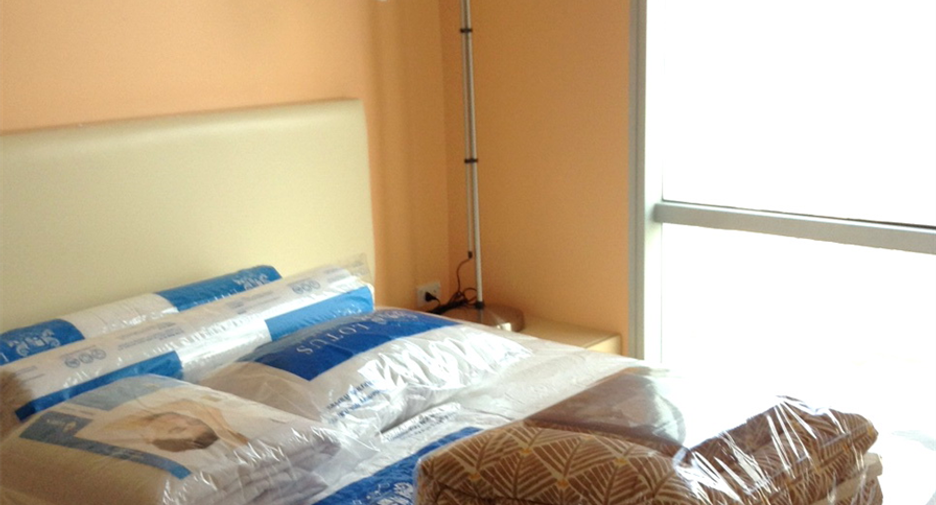 For sale 3 bedrooms condo in Sathon, Bangkok