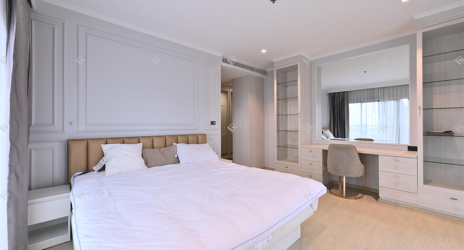 Wohnung zum Kauf mit 3 Zimmer in Khlong Toei, Bangkok
