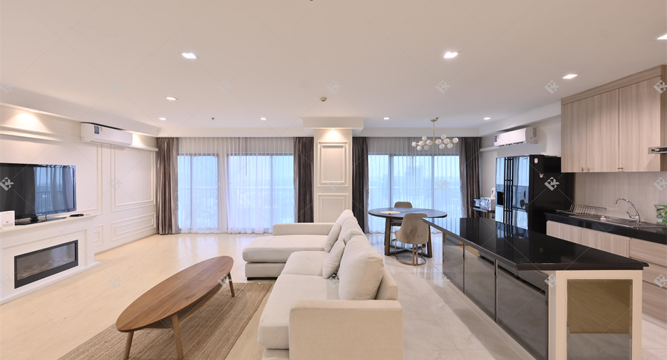 Wohnung zum Kauf mit 3 Zimmer in Khlong Toei, Bangkok