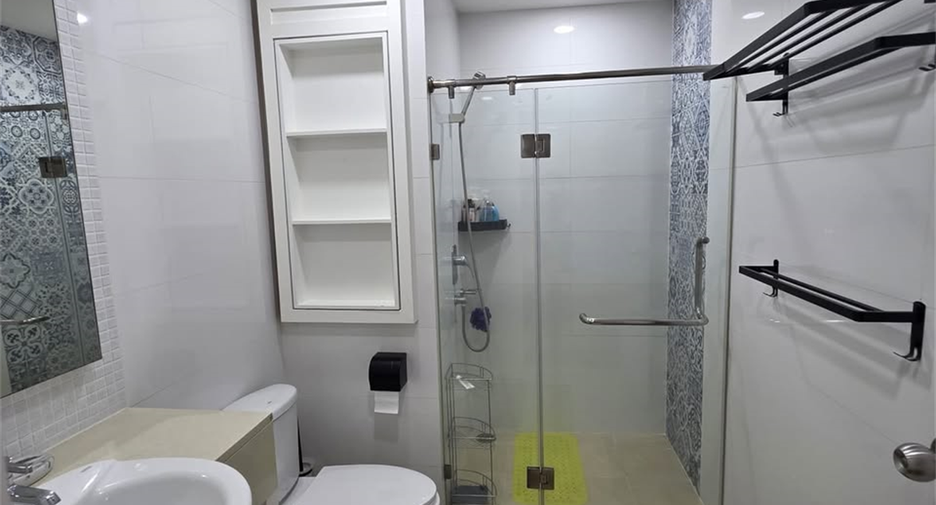À vendre 3 chambres condo à Khlong Toei, Bangkok