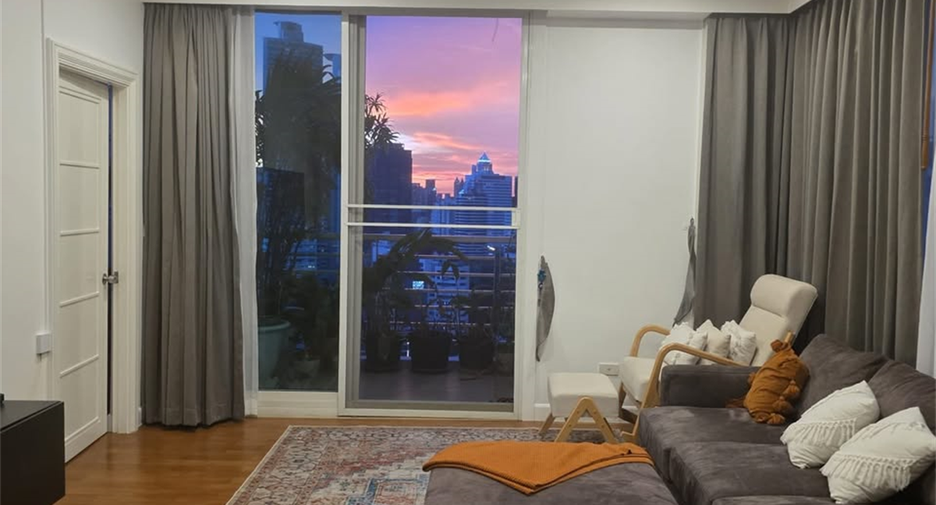 À vendre 3 chambres condo à Khlong Toei, Bangkok