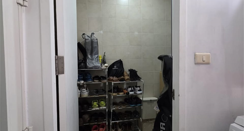 À vendre 3 chambres condo à Khlong Toei, Bangkok