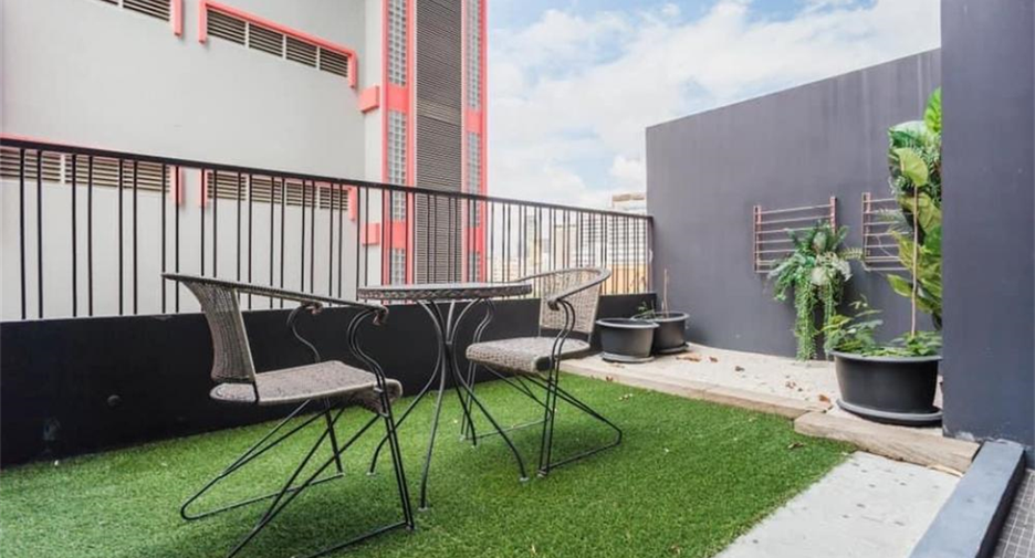 À vendre 1 chambre condo à Khlong Toei, Bangkok