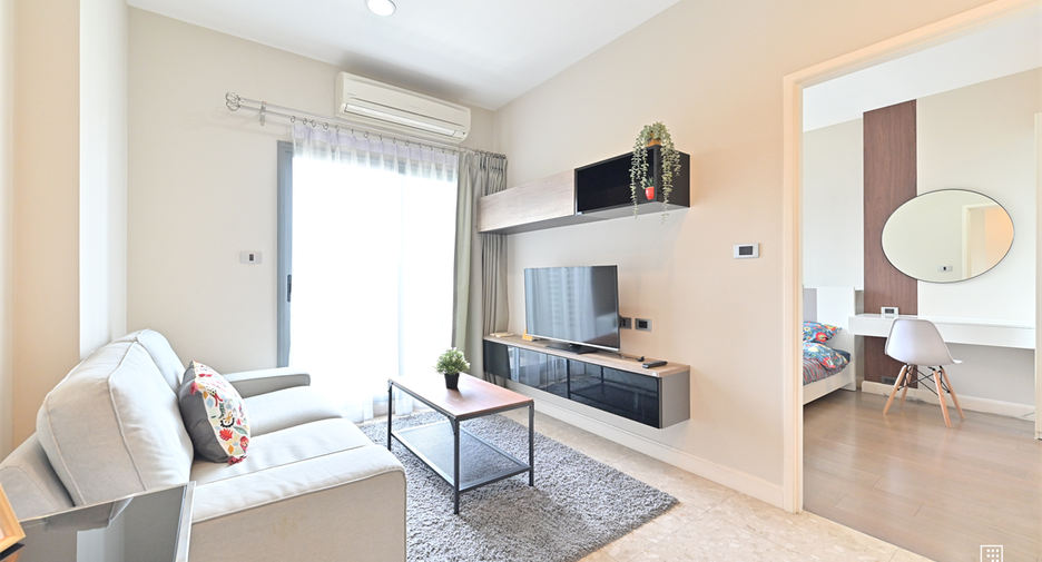 For sale 1 bed condo in Khlong Toei, Bangkok