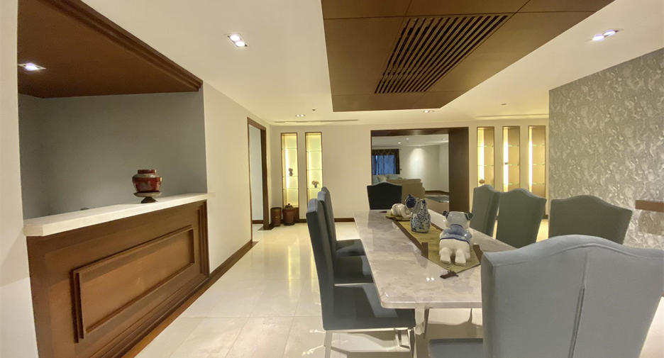 À vendre 3 chambres condo à Watthana, Bangkok