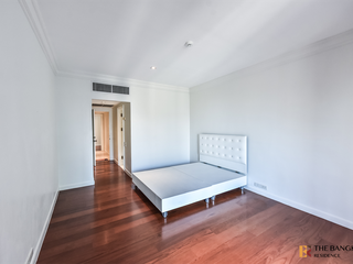 For sale 3 bedrooms condo in Pathum Wan, Bangkok