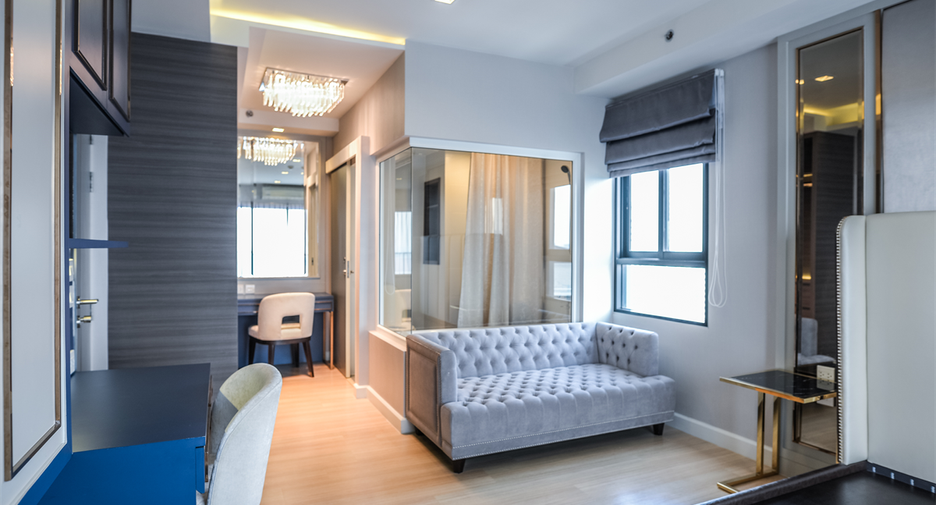 For sale 2 bedrooms condo in Sathon, Bangkok