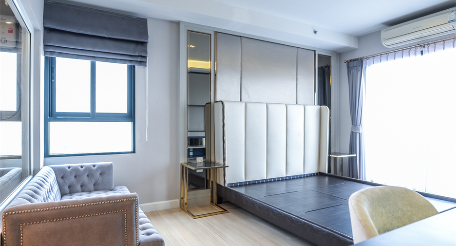 For sale 2 bedrooms condo in Sathon, Bangkok