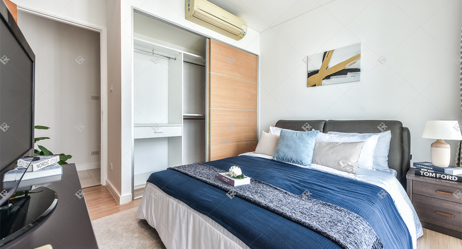 For sale 2 bedrooms condo in Khlong Toei, Bangkok