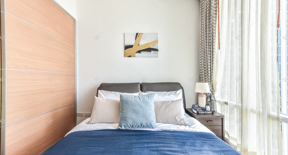 For sale 2 bedrooms condo in Khlong Toei, Bangkok