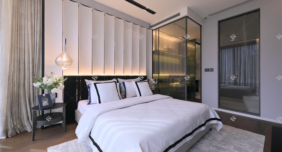 For sale 2 bedrooms condo in Watthana, Bangkok