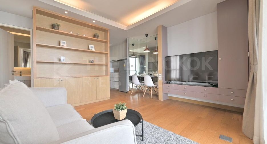 For sale 2 bedrooms condo in Khlong Toei, Bangkok