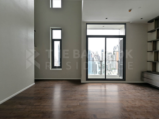 For sale 3 bedrooms condo in Khlong Toei, Bangkok