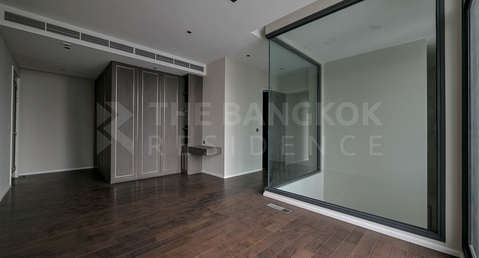 Condo en venta de 3 habitaciones en Khlong Toei, Bangkok
