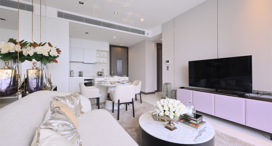 À vendre 2 chambres condo à Khlong Toei, Bangkok