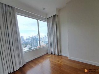 Condo en venta de 3 habitaciones en Pathum Wan, Bangkok