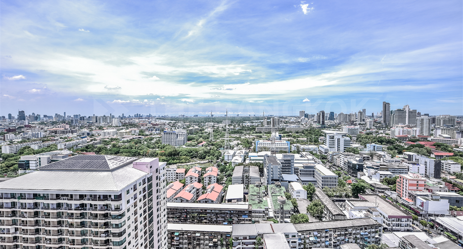 For sale 2 bedrooms condo in Sathon, Bangkok
