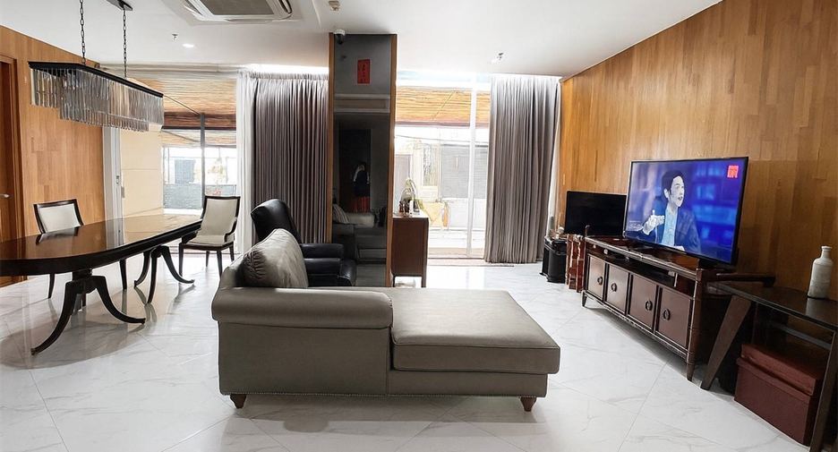 Condo en venta de 3 habitaciones en Sathon, Bangkok