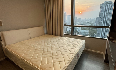 For sale 1 bed condo in Khlong Toei, Bangkok