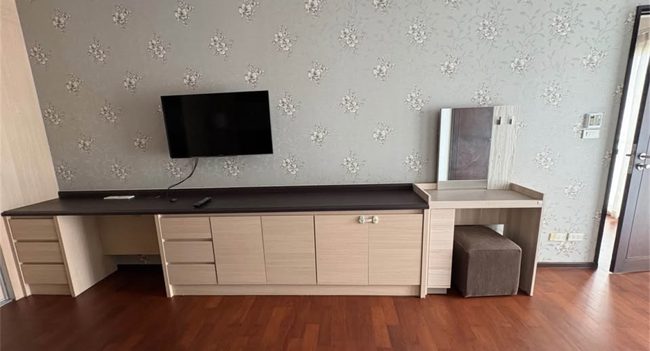 À vendre 1 chambre condo à Watthana, Bangkok