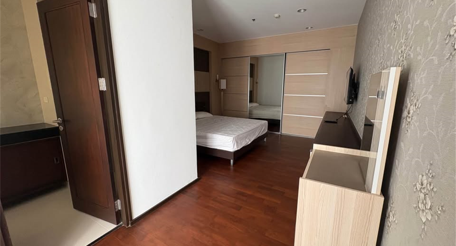 À vendre 1 chambre condo à Watthana, Bangkok