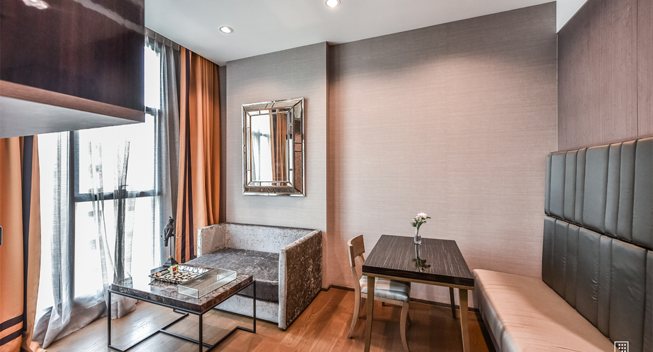 For sale 1 bed condo in Sathon, Bangkok