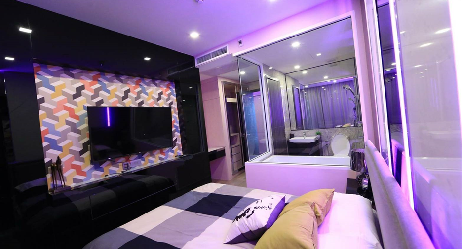 Condo en venta de 3 habitaciones en Khlong Toei, Bangkok