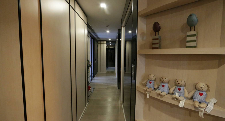 Condo en venta de 3 habitaciones en Khlong Toei, Bangkok