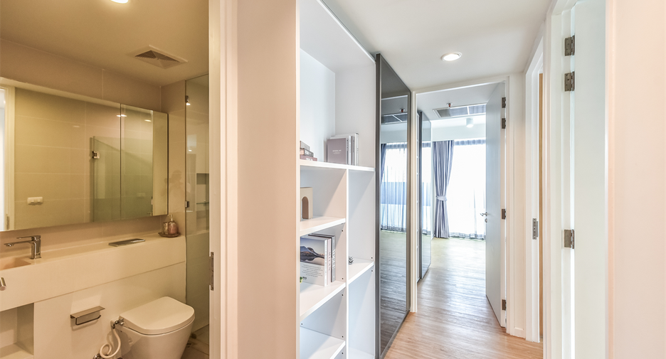 For sale 3 bedrooms condo in Bang Rak, Bangkok