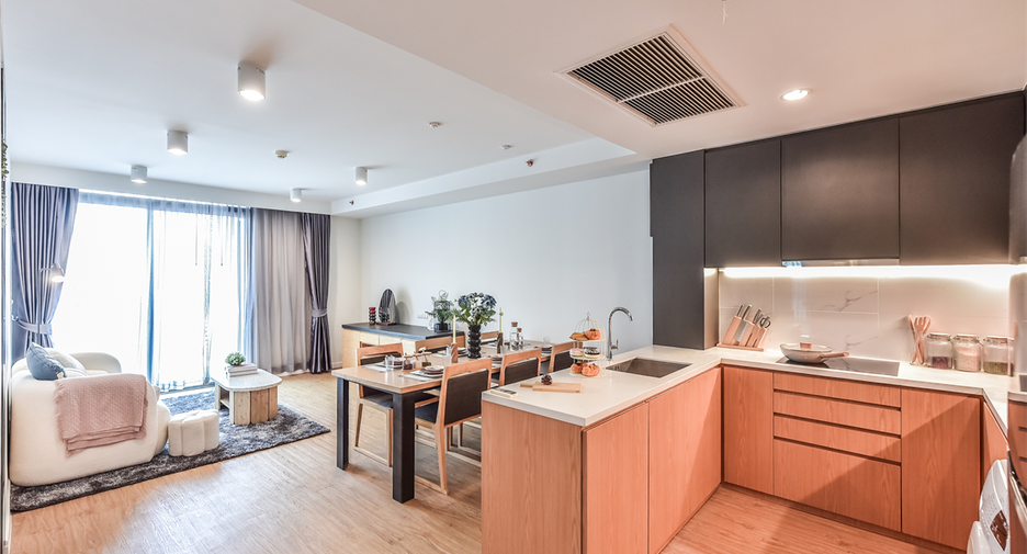 For sale 3 bedrooms condo in Bang Rak, Bangkok
