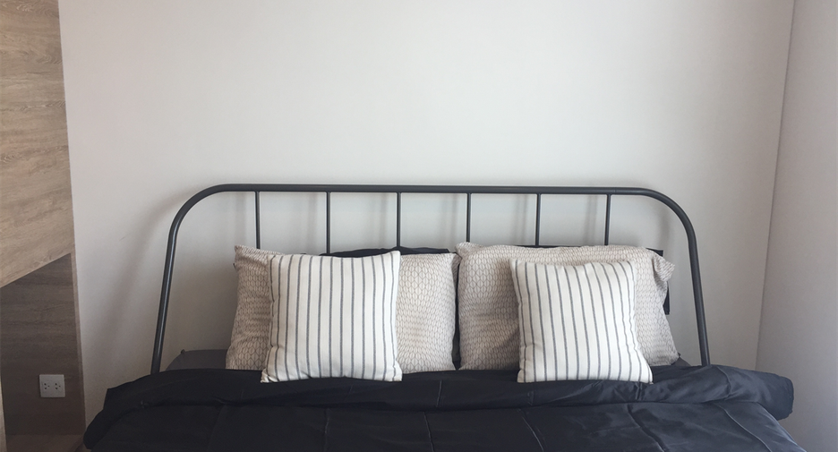 À vendre 1 chambre condo à Khlong Toei, Bangkok