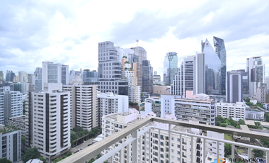 À vendre 2 chambres condo à Khlong Toei, Bangkok