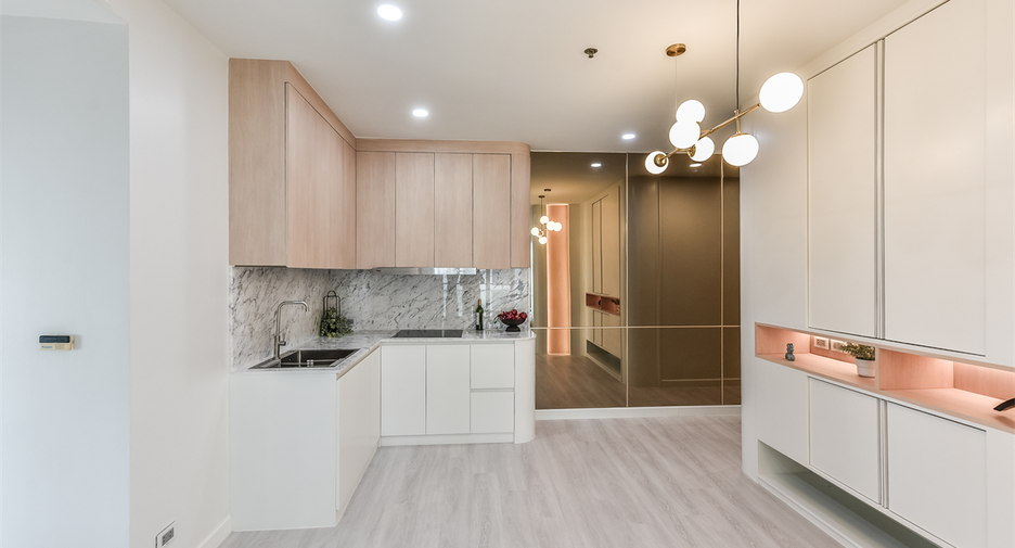 For sale 2 ベッドルーム condo in Watthana, Bangkok