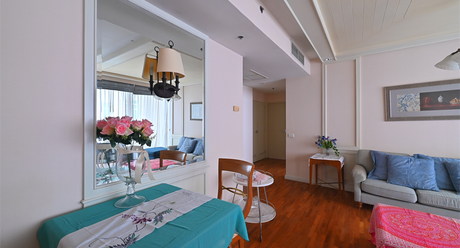 For sale 2 ベッドルーム condo in Pathum Wan, Bangkok