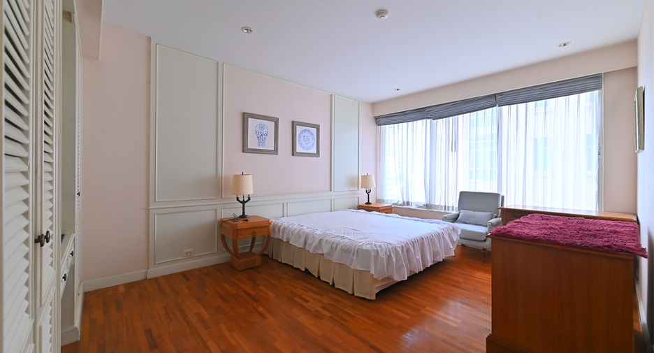 For sale 2 ベッドルーム condo in Pathum Wan, Bangkok