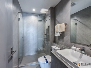 For sale 3 ベッドルーム condo in Khlong Toei, Bangkok