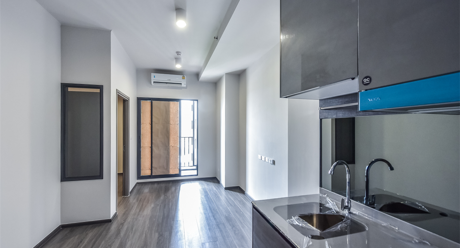 For sale 1 bed condo in Khlong Toei, Bangkok