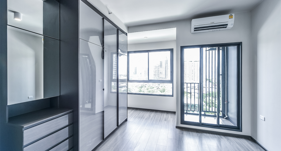 For sale 1 bed condo in Khlong Toei, Bangkok