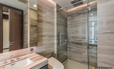 For sale 2 bedrooms condo in Khlong Toei, Bangkok