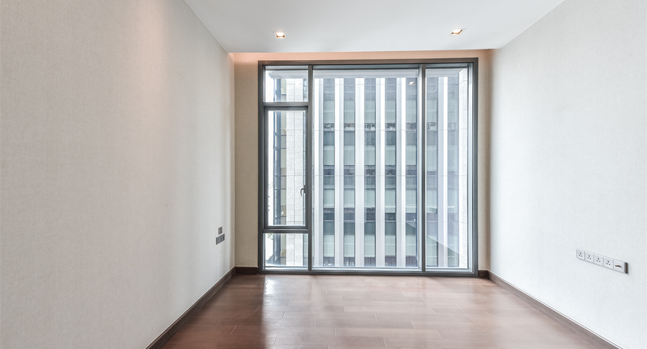 For sale 2 bedrooms condo in Khlong Toei, Bangkok