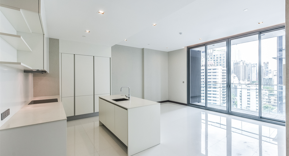For sale 2 bedrooms condo in Khlong Toei, Bangkok
