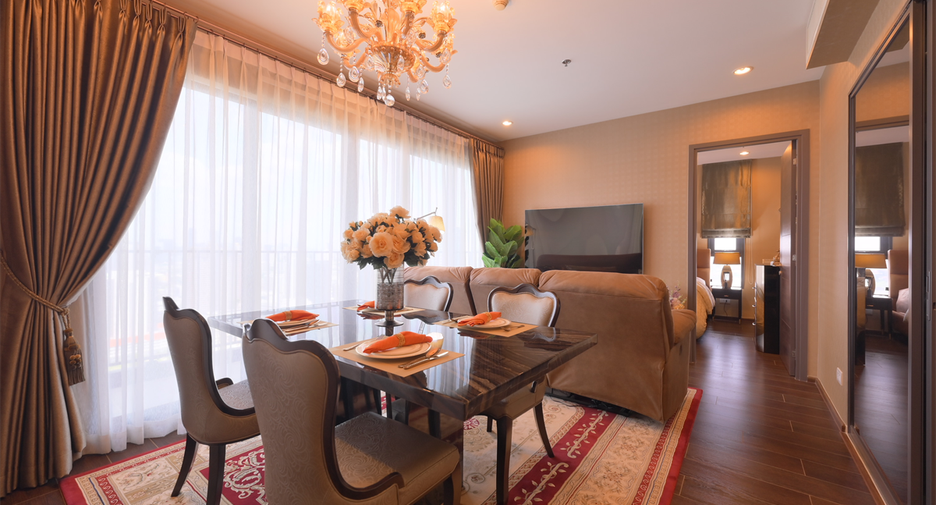 For sale 2 bedrooms condo in Watthana, Bangkok