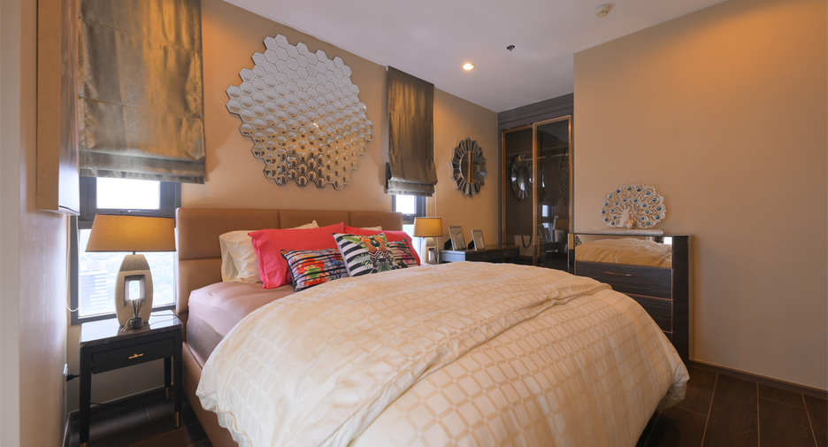 For sale 2 bedrooms condo in Watthana, Bangkok